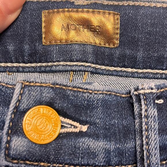 MOTHER Ankle Fray Jeans in Teaming Up size 26 - Picture 7 of 13